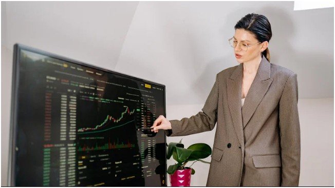 How to apply how cfo drives business growth in your routine